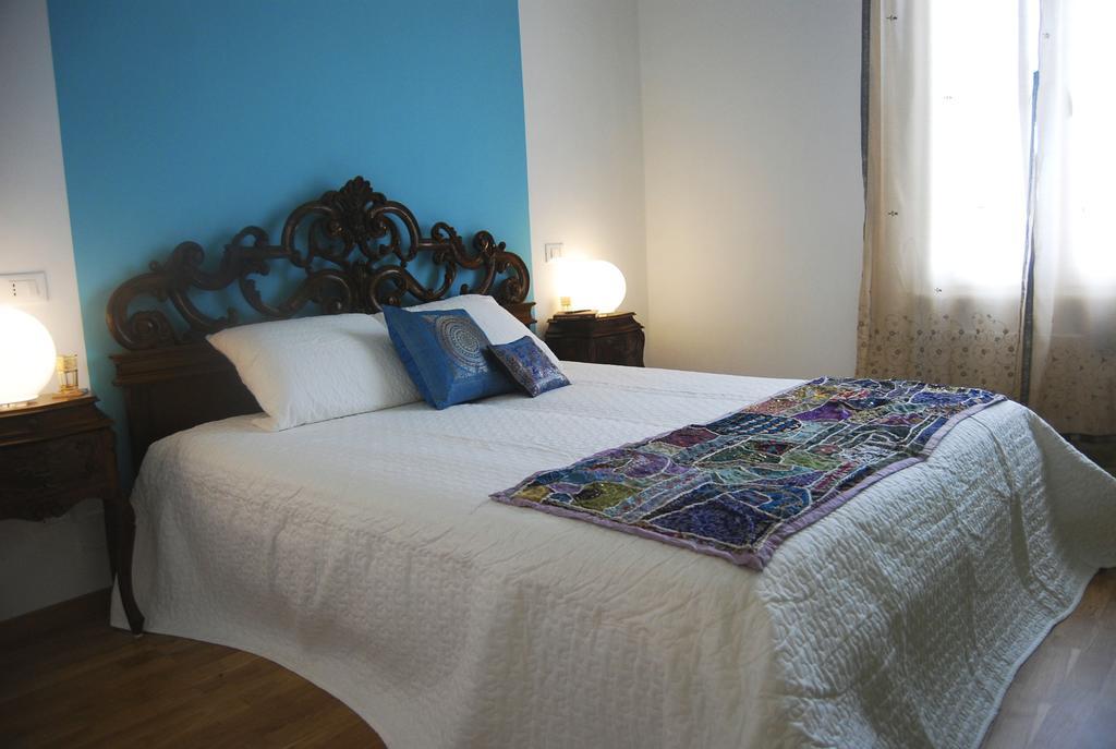 Laxmi Guesthouse B&B Genova Exterior foto